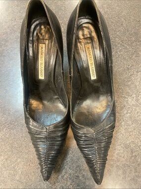 Manolo Blahnik Black Ruched Pointed-Toe Pumps